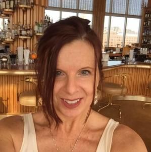 Meet your Posher, Julie